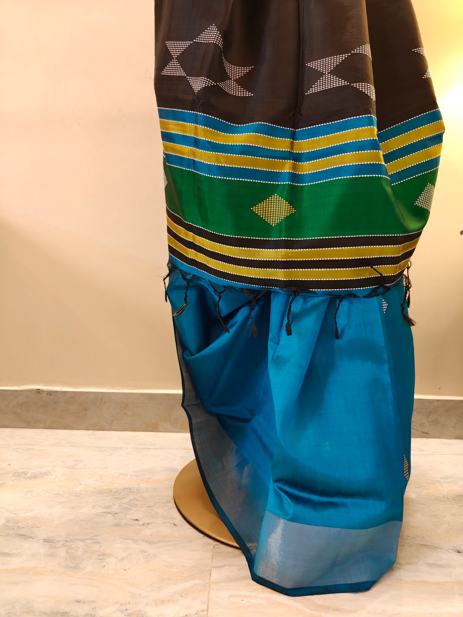 Tarunga - Premium Baluchari Katan Silk (Pure Handloom)