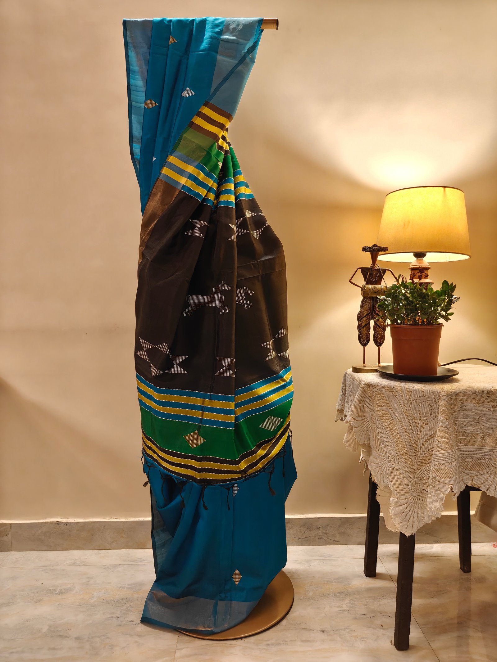 Tarunga - Premium Baluchari Katan Silk (Pure Handloom)